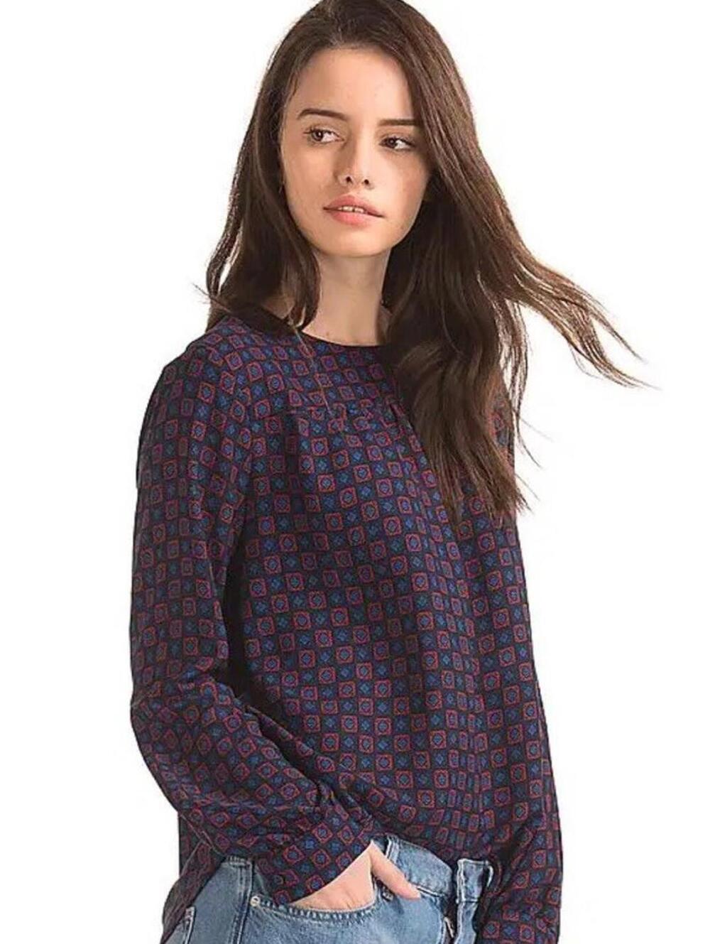 Gap Shirt Women L Blue & Red Geo Long Sleeve Pleated Preppy Blouse. Work